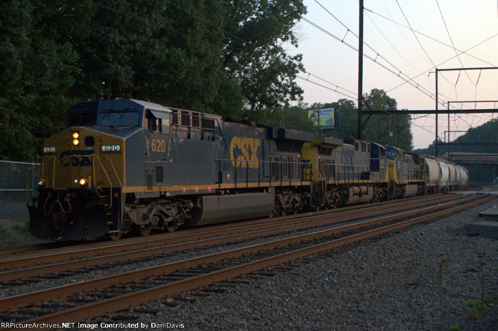 CSX AC60CW 620 leads Q438-09
